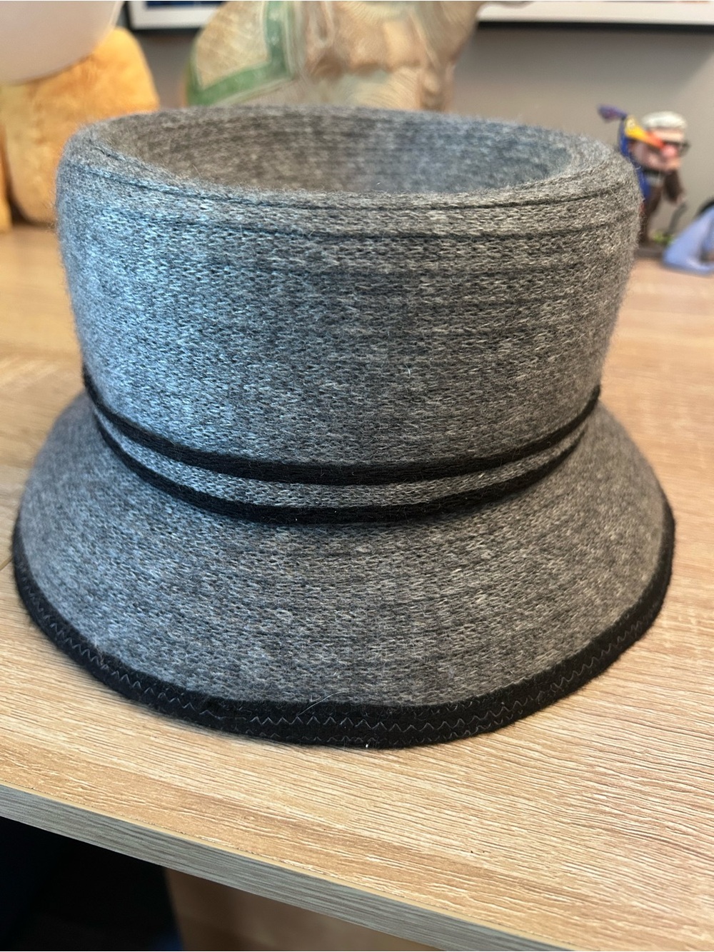 Nordstrom 100% Cashmere Gray Cloche Hat with Black Trim - One Size